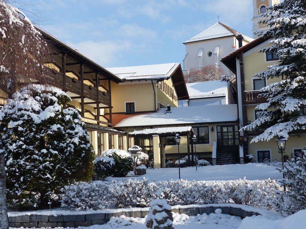 Graefliches Hotel Alte Post バート・ビルンバッハ エクステリア 写真